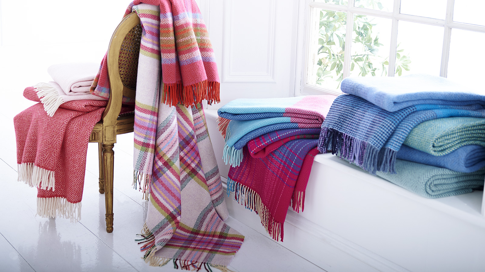Throws - Blankets - Cologne & Cotton