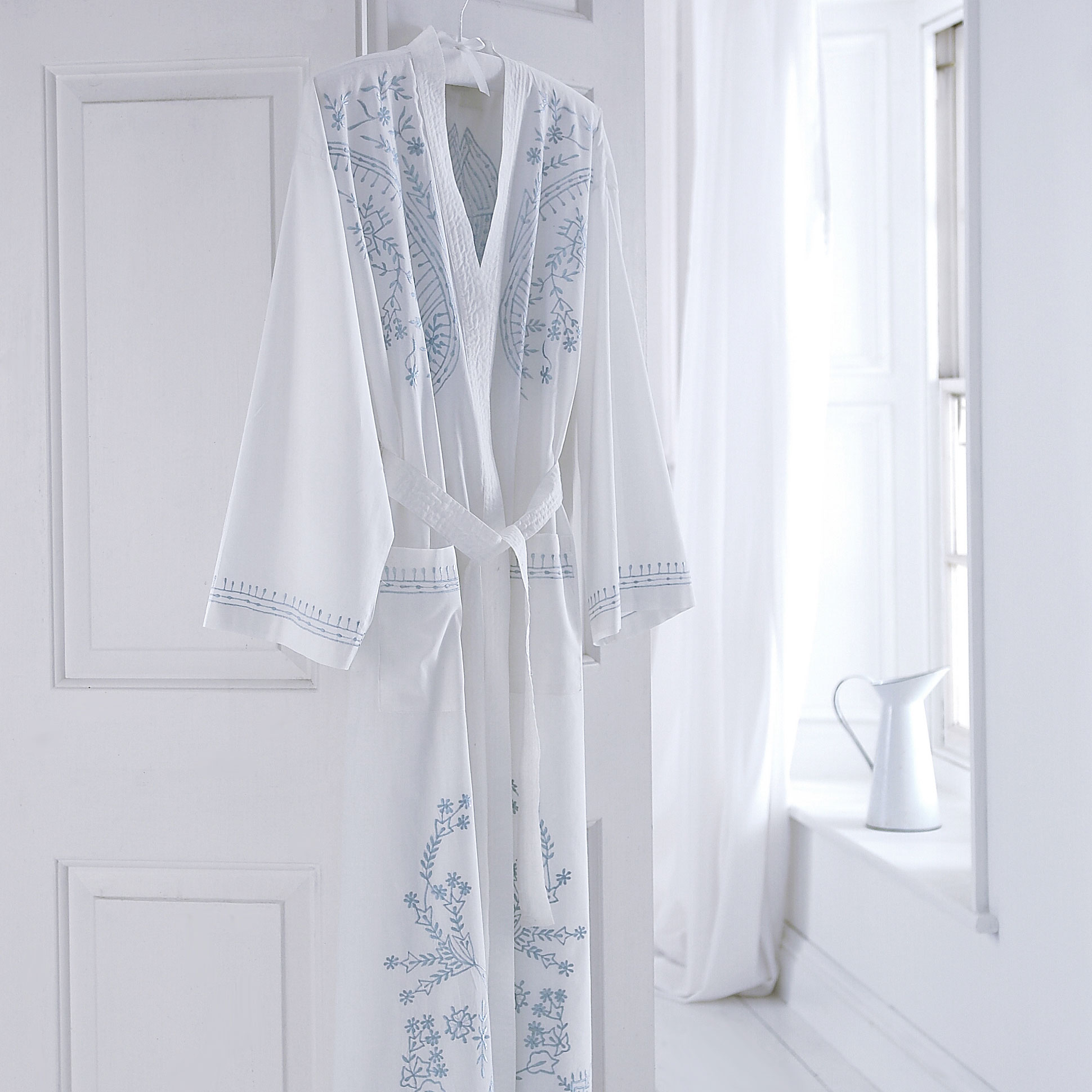 cologne and cotton dressing gowns Block Printed Hooded Robe Grey Floral