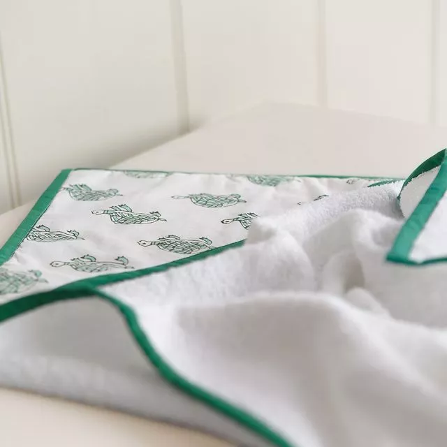Green turtle hooded towel