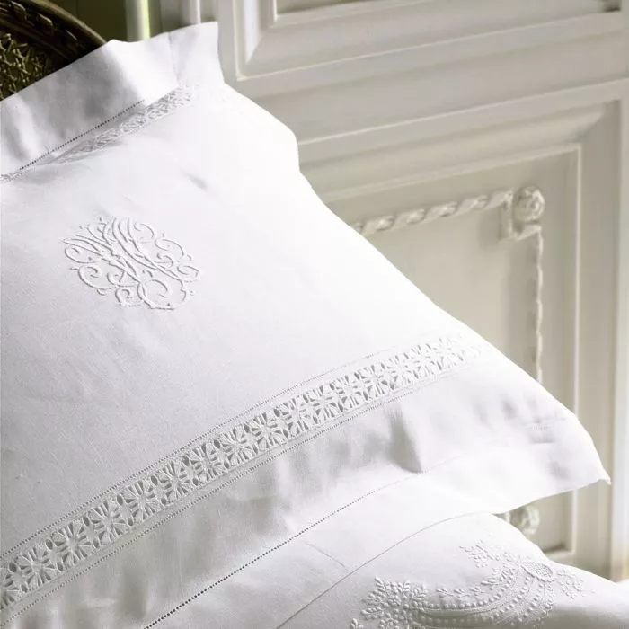 Gabrielle linen pillowcase