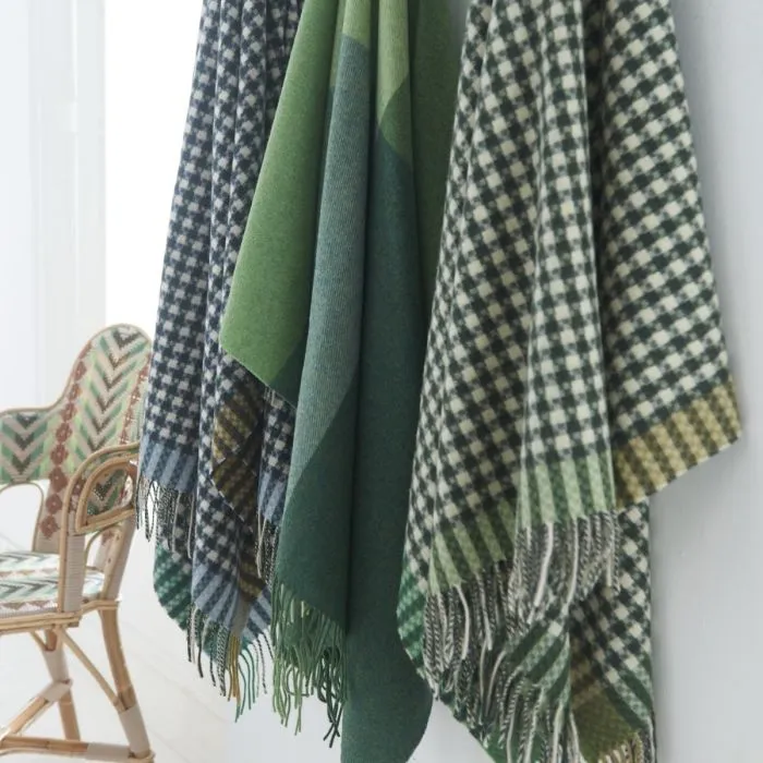 Lambswool Throws Green