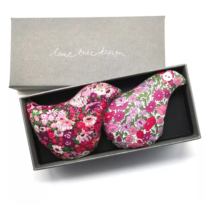 Boxed Lavender Love Birds